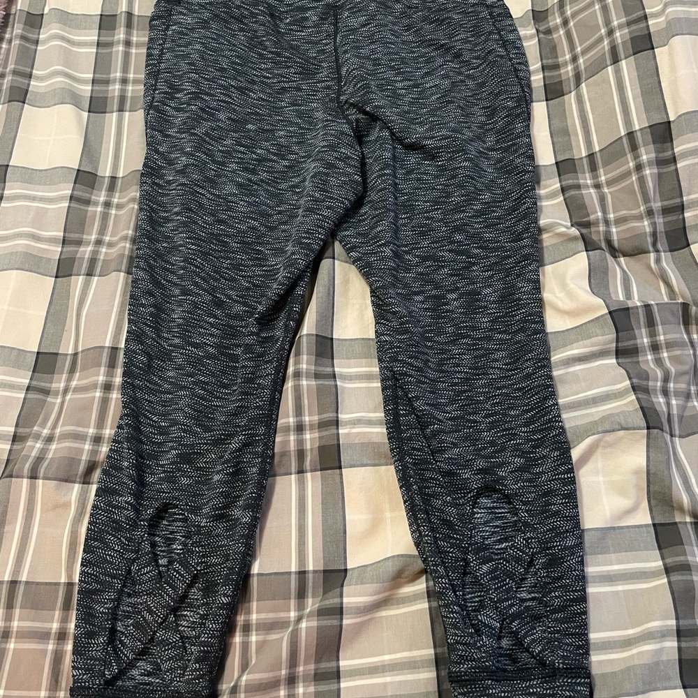 Lane Bryant size 18/20 capri leggings.